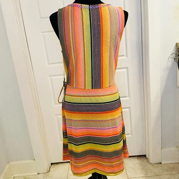 NWT Double D Ranch Serape Wrap Dress- Size SM - Picture 5 of 9